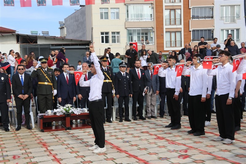 29 Ekim Cumhuriyet Bayramı'nın 103. Yıl Dönümü İlçemizde Coşkuyla Kutlandı