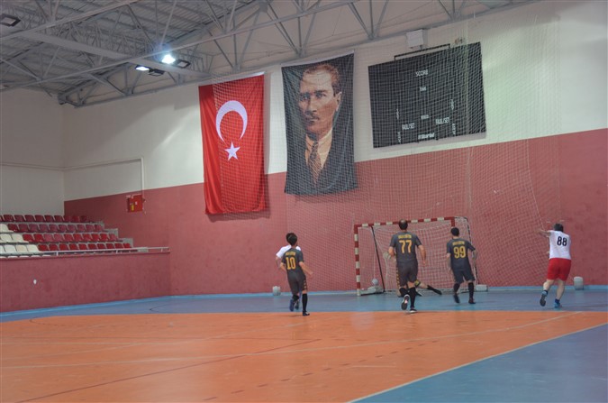 Kurumlar Arası Futbol Turnuvasında 2.Gün Maçları Oynandı