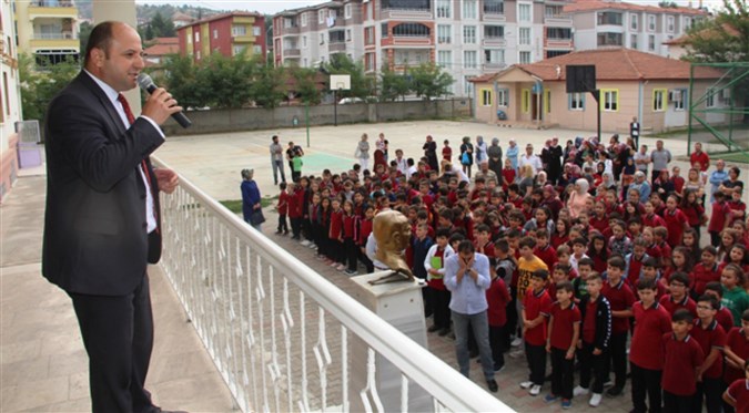 Taşova'da 4 Bin 300 Öğrenci İçin İlk Zil Çaldı