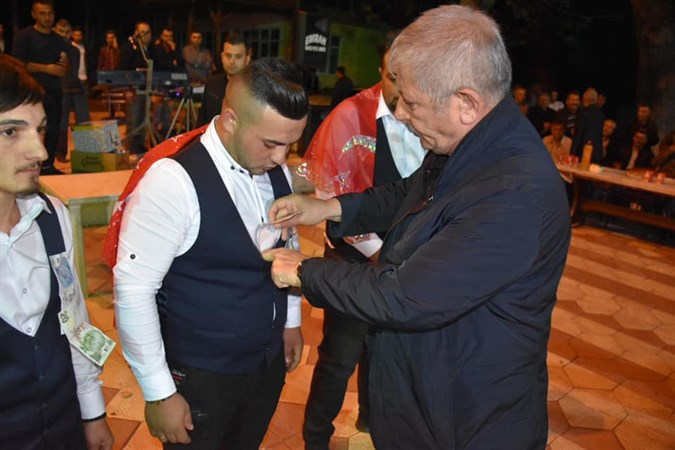 Başkan Sarı, Uluköy’de Asker Uğurlamasına Katıldı