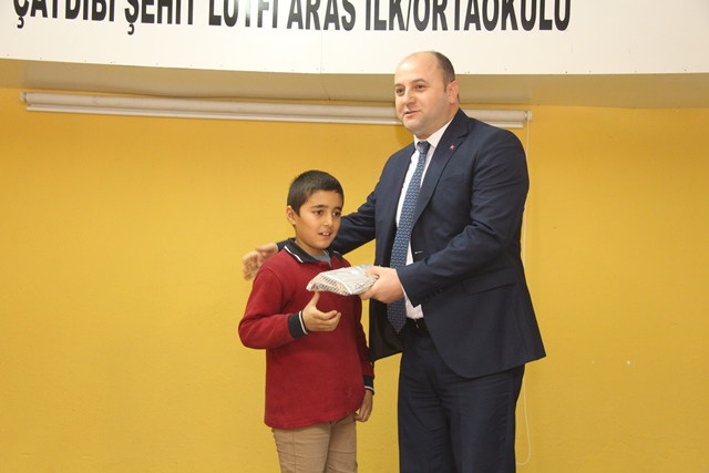 Çaydibi Köyünde Karne Dağıtım Töreni Düzenlendi