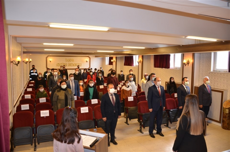 Taşova'da İstiklal Marşı'nın Kabulünün 100. Yılı Kutlandı