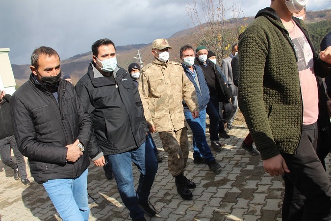Sofualan köyü muhtarı Öztemür'un Annesi Son Yolculuğuna Uğurlandı