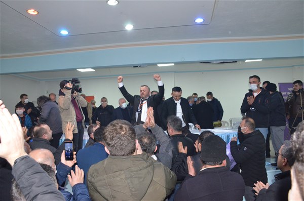 Taşova Esnaf ve Sanatkarlar Odası Başkanı Mahmut Temiz Oldu