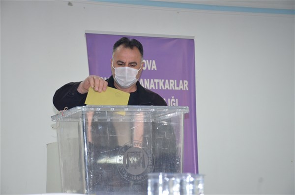 Taşova Esnaf ve Sanatkarlar Odası Başkanı Mahmut Temiz Oldu