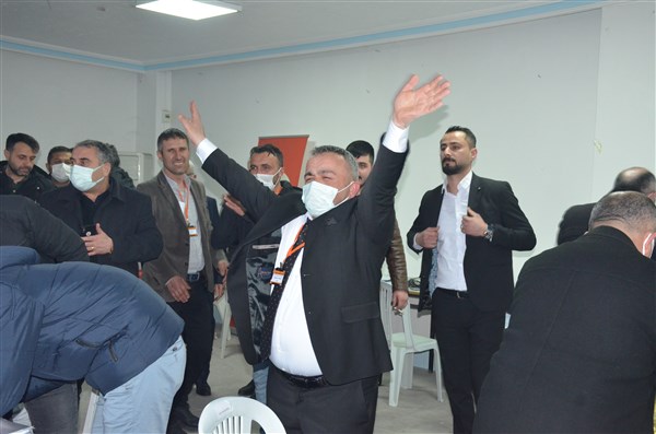 Taşova Esnaf ve Sanatkarlar Odası Başkanı Mahmut Temiz Oldu
