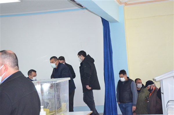 Taşova Esnaf ve Sanatkarlar Odası Başkanı Mahmut Temiz Oldu