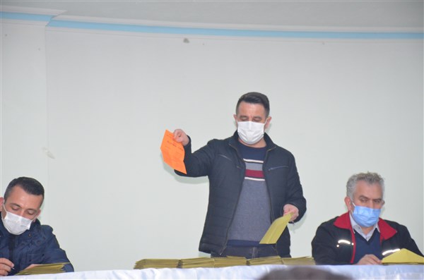 Taşova Esnaf ve Sanatkarlar Odası Başkanı Mahmut Temiz Oldu