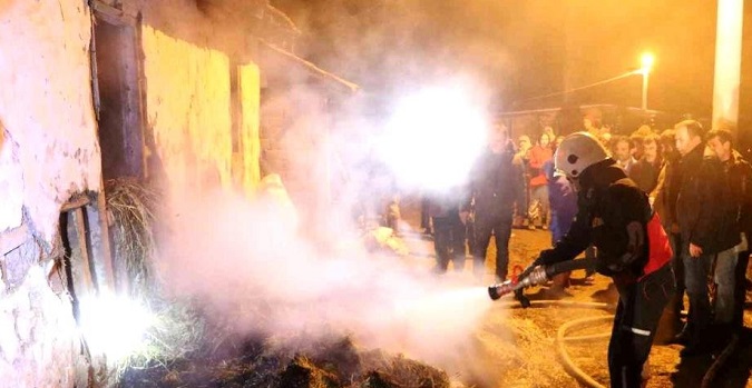 Hacıbey'de Samanlık Yangını