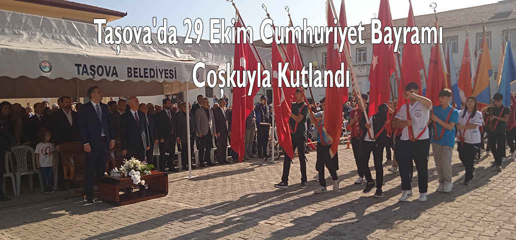 Taşova'da 29 Ekim Cumhuriyet Bayramı Coşkuyla Kutlandı