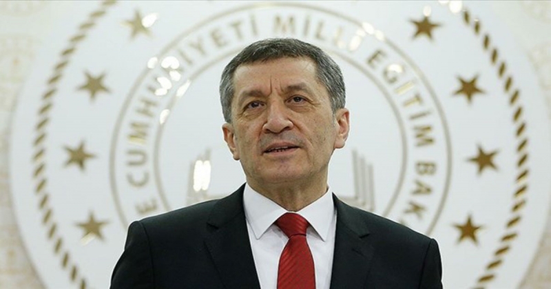 Okullarda Uzaktan Eğitim Süreci 31 Mayıs'a Kadar Uzatıldı,Sınıfta Kalma Yok