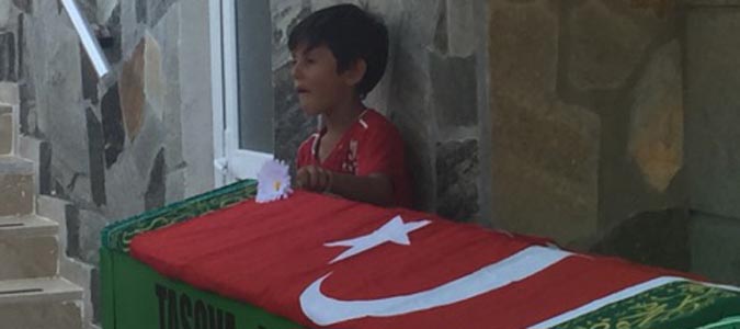 Polis Memuru Ertuğrul Yılmaz son yolculuğuna uğurlandı