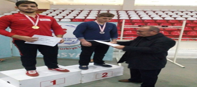Taşova İmam Hatip Lisesi Amasya Güreş Müsabakaları İl Birinciliği Başarısı