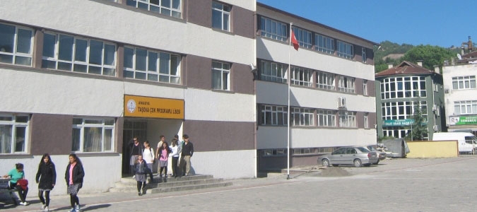 TAŞOVA YEŞİLIRMAK ÇOK PROGRAMLI ANADOLU LİSESİ