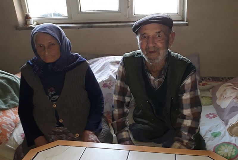 Yaşlı Çift'in Sosyal Yardım Parasını Dolandırdılar