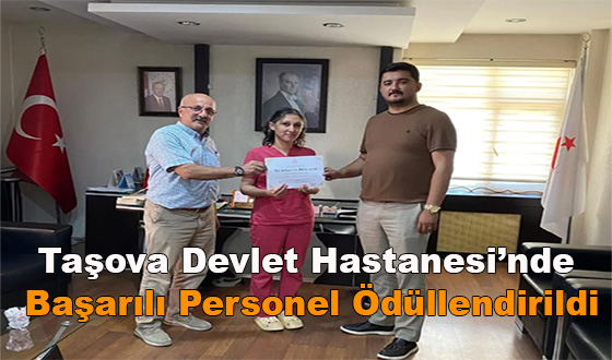 Taşova Devlet Hastanesi’nde Başarılı Personel Ödüllendirildi